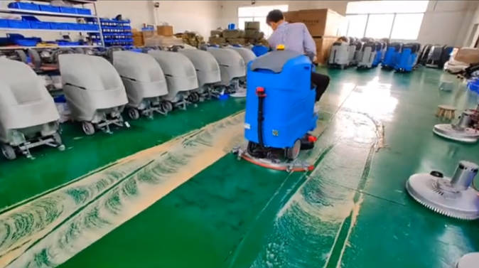 葫芦岛2023年还在用人工的物业保洁不妨试试洗地机吧